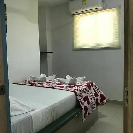 Sun Hostel *